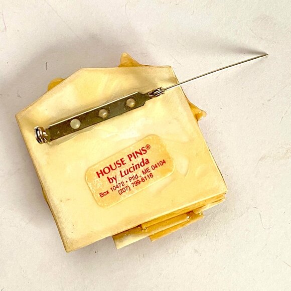 House Pins By Lucinda Large Resin Village Handmade Pin Brooch Wallpaper Backing - Picture 6 of 8